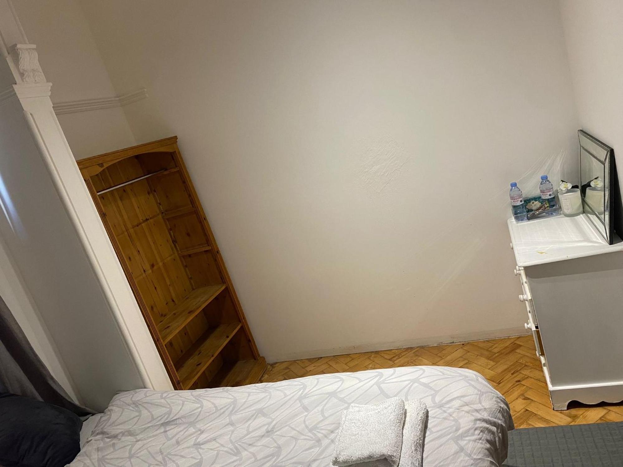 London Rental Carshalton Bagian luar foto