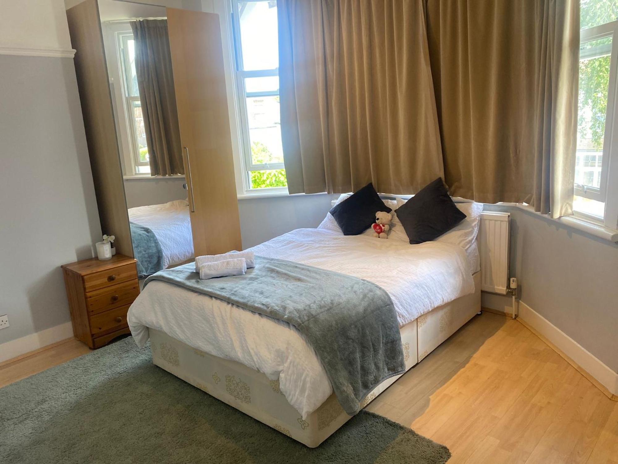 London Rental Carshalton Bagian luar foto