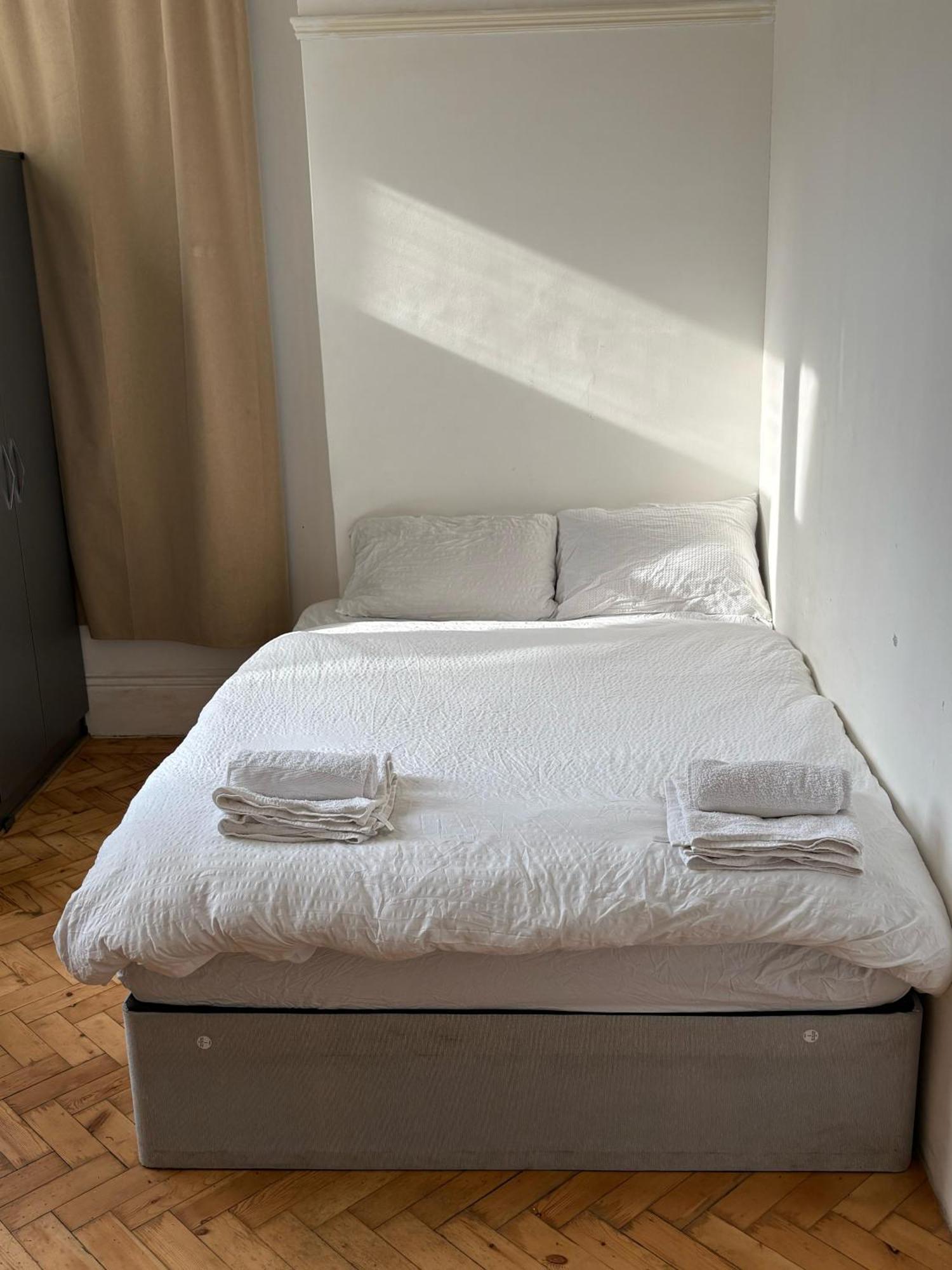 London Rental Carshalton Bagian luar foto